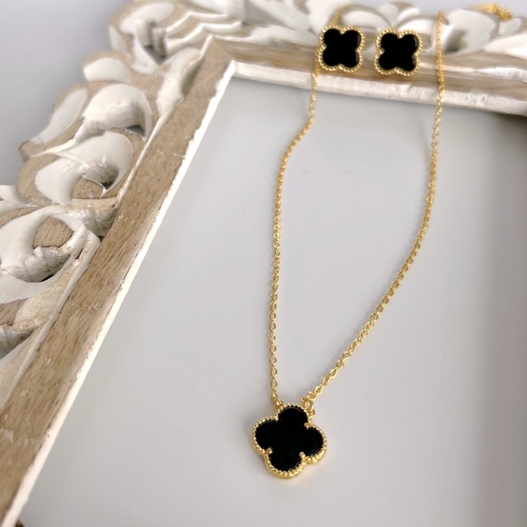 14k Gold Plated Clover Necklace and Earrings Set Black Onyx Stone - Picture 2 of 7